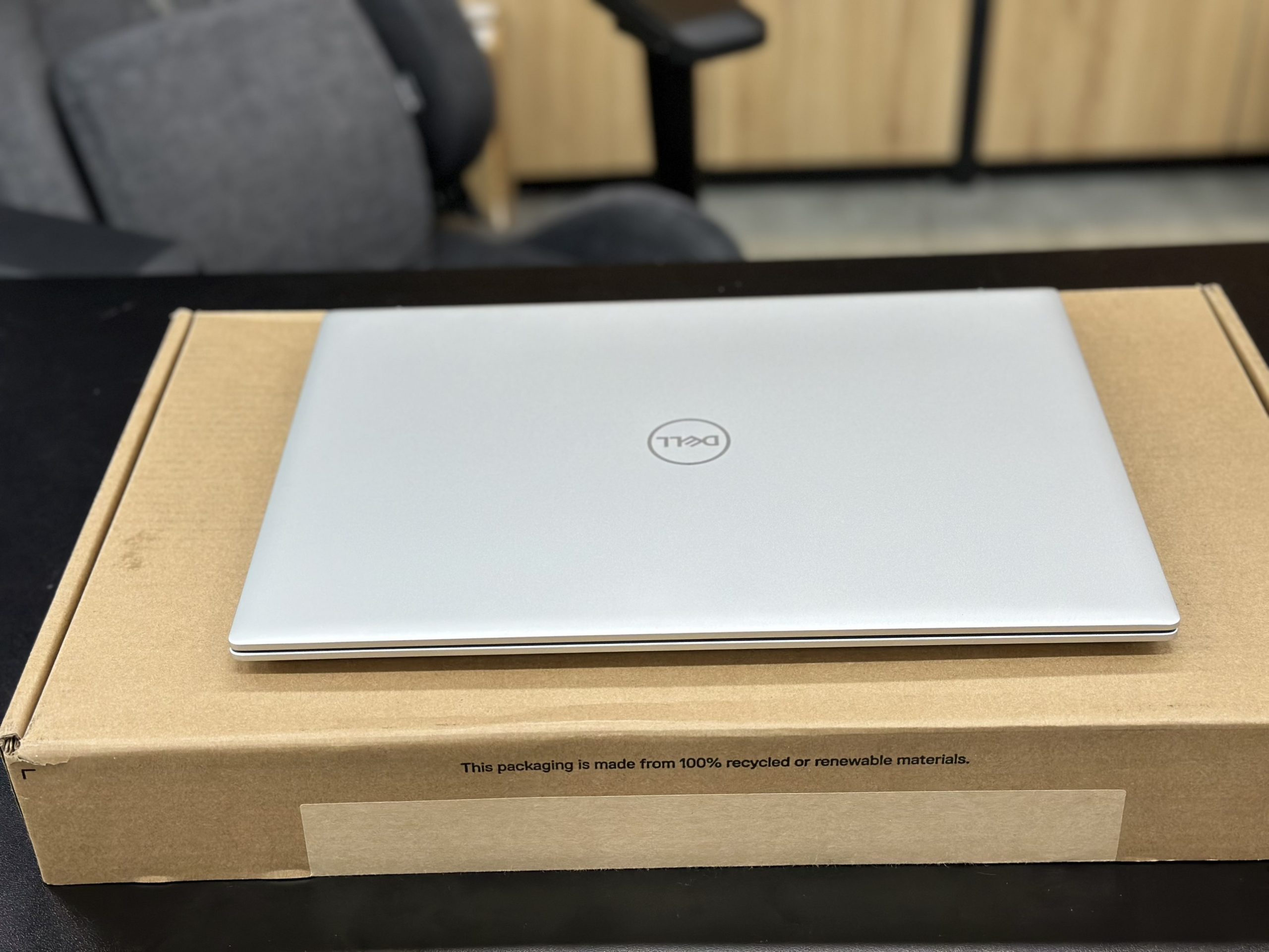 LAPTOP DELL INSPIRON 16 5635 2023 ( NEW 100% FULL BOX NHÔM BẠC VÂN TAY )