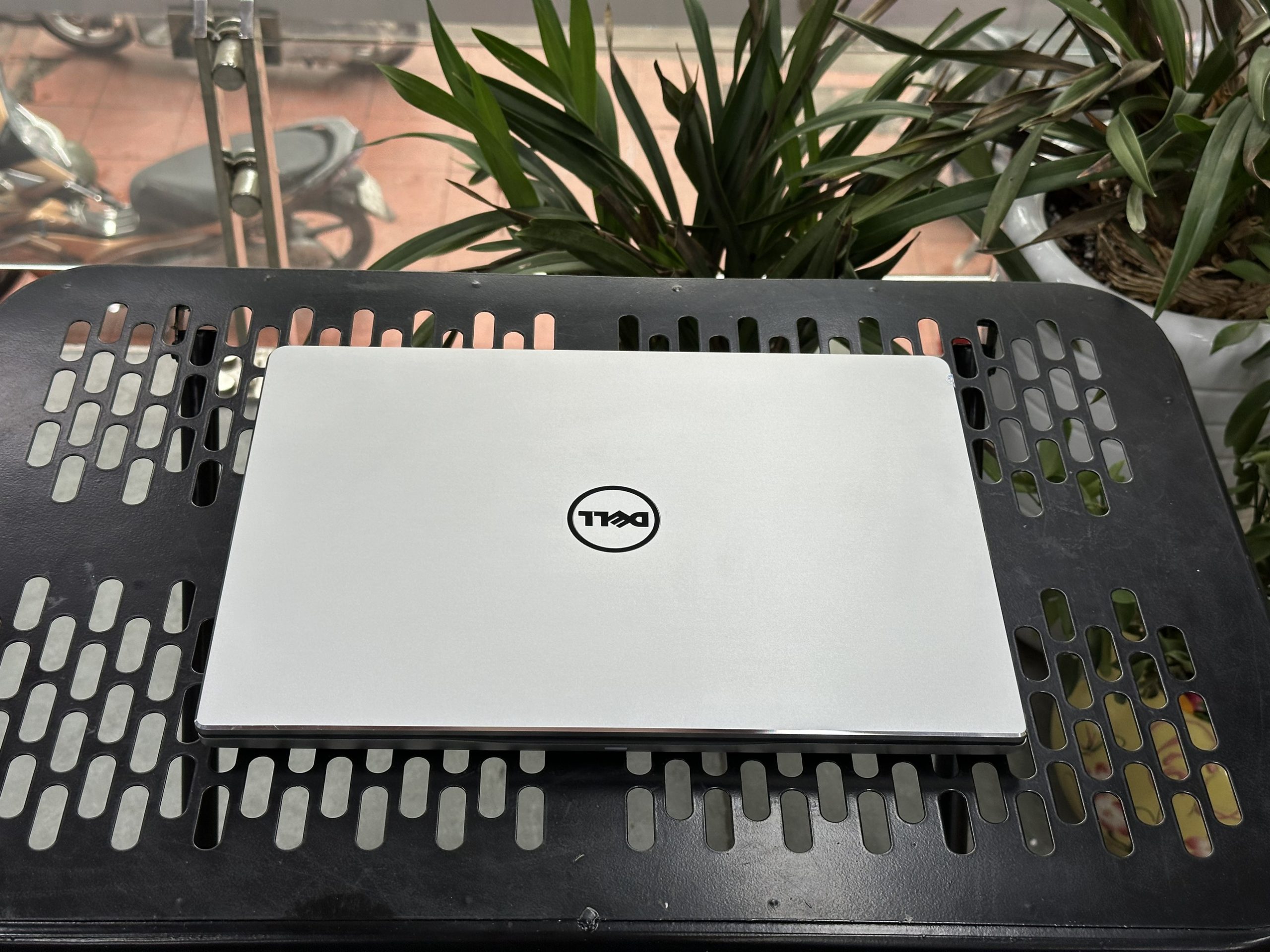 LAPTOP DELL INSPIRON 7472 I5 GEN 8 VGA