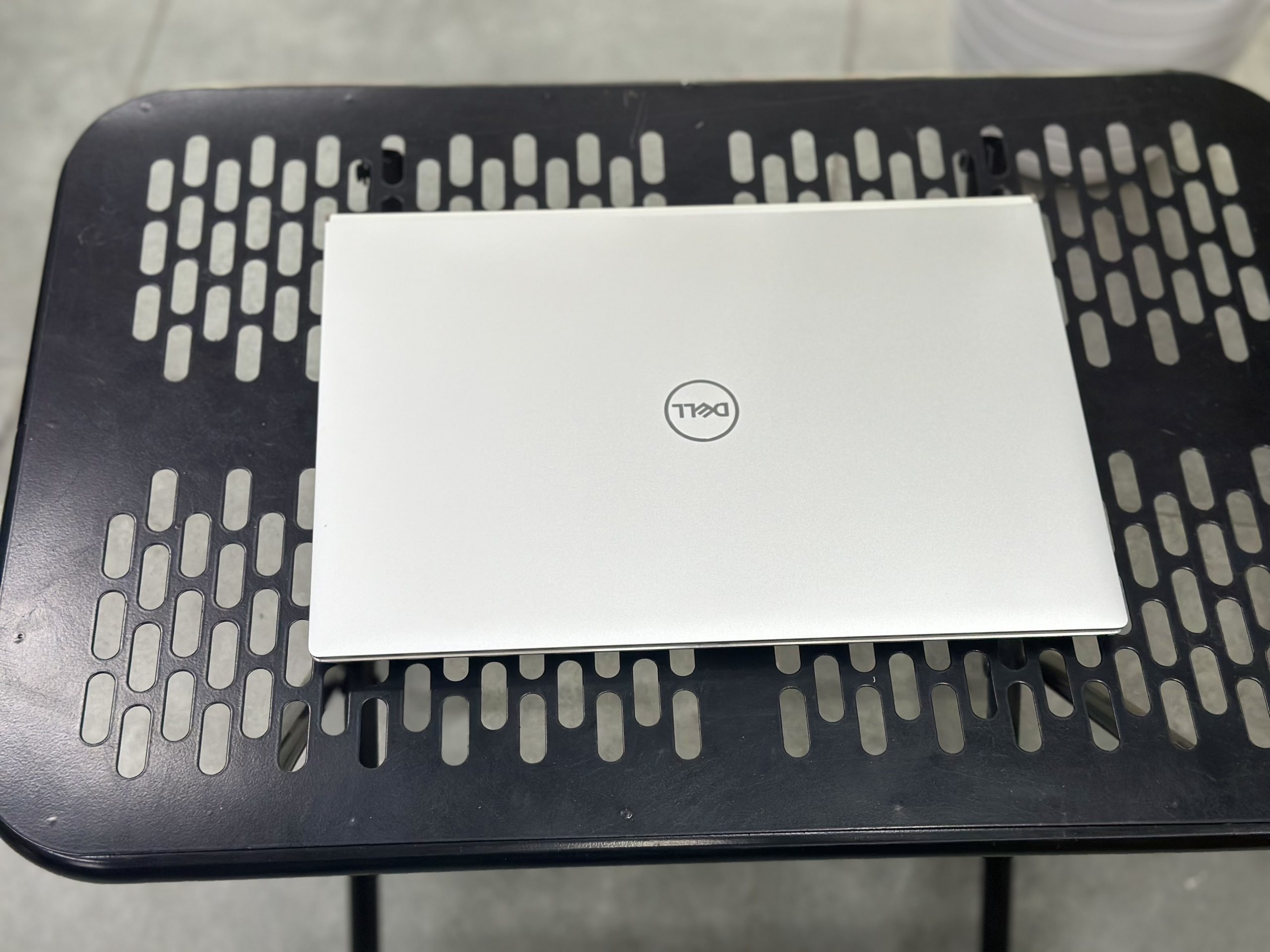 LAPTOP DELL INSPIRON 7400 I5 GEN 11- MÀN 2,2K