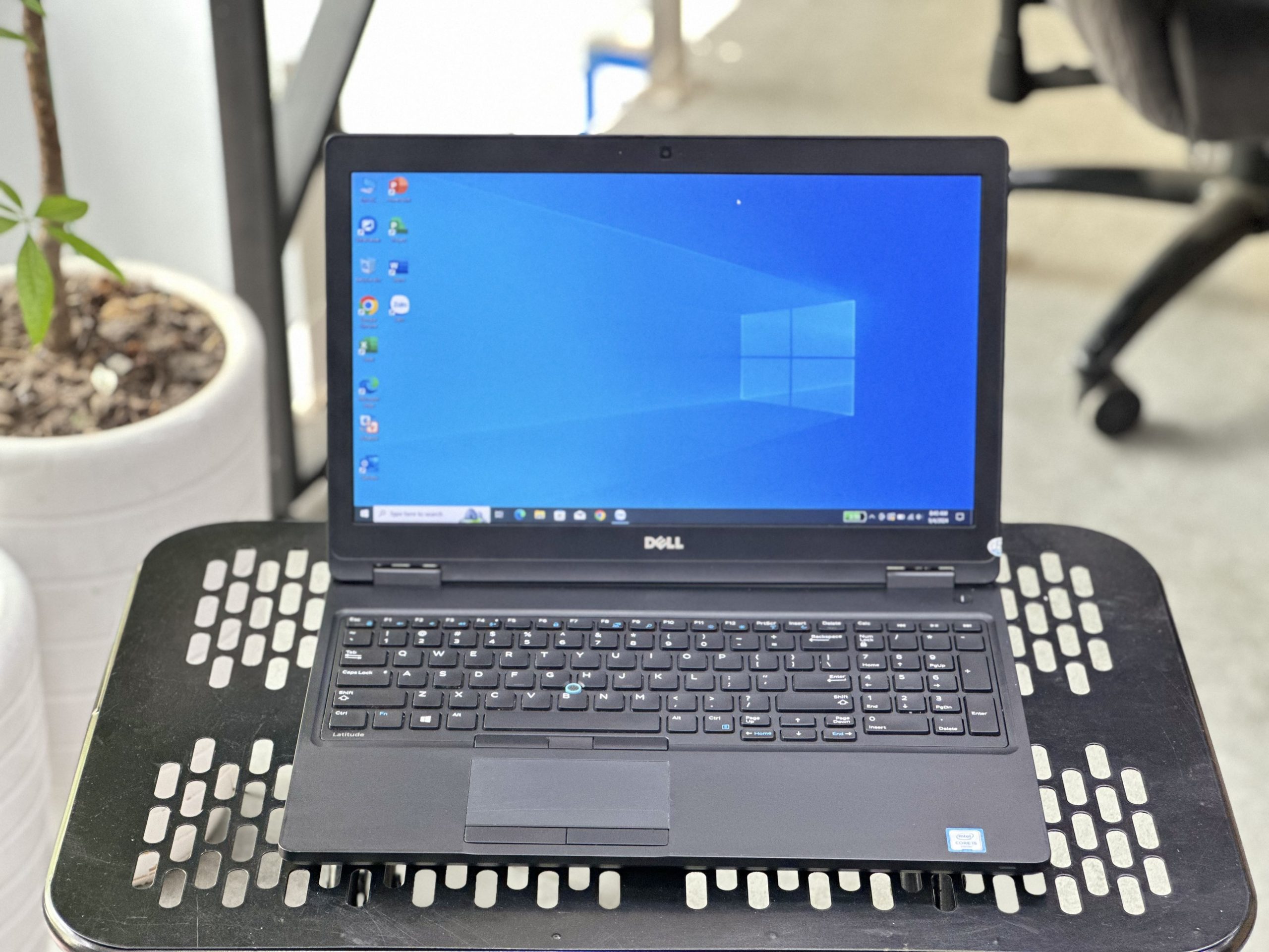 LAPTOP DELL LATITUDE 5580 I5 GEN6 HQ-VGA