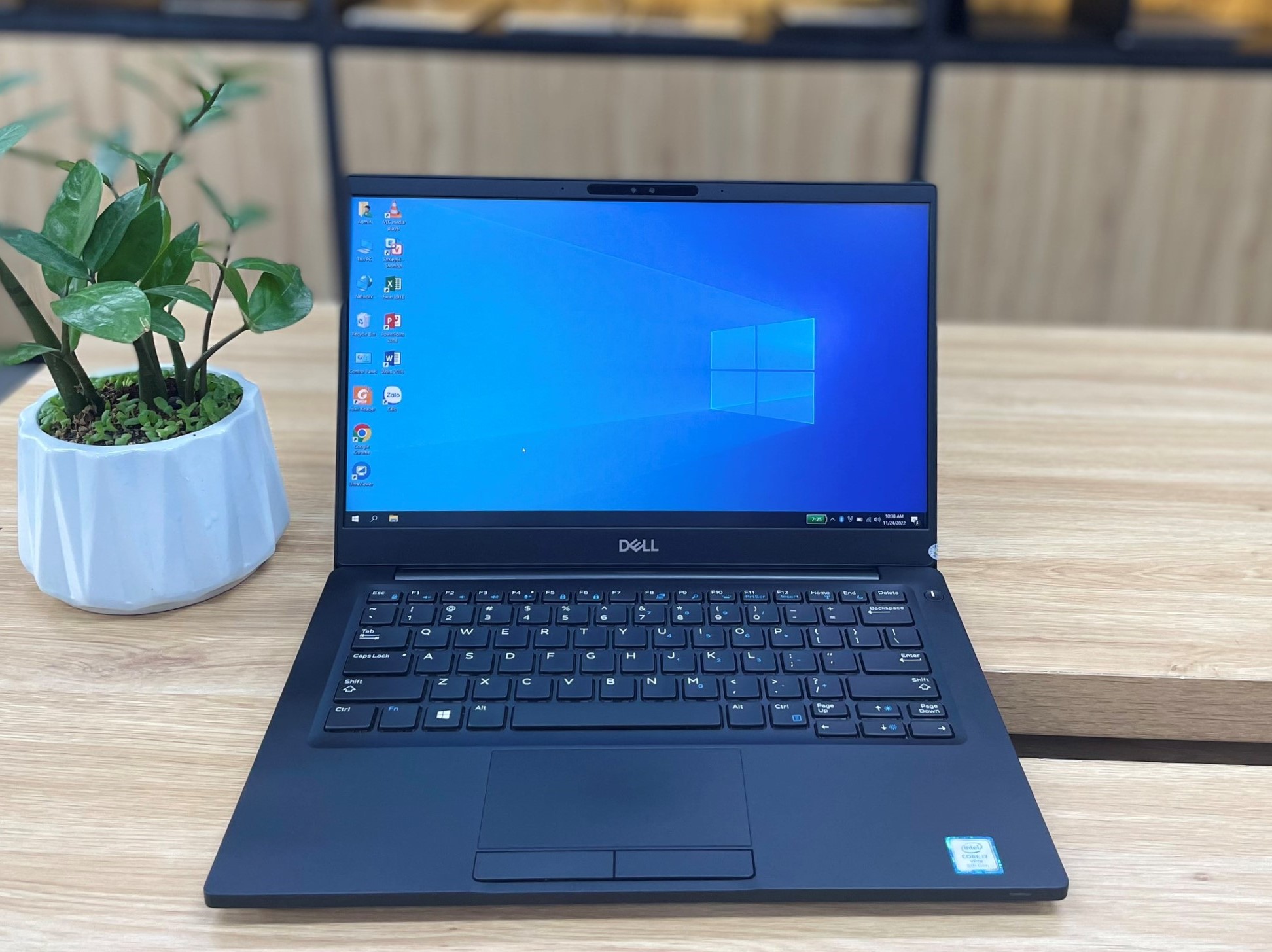 LAPTOP DELL LATITUDE 7390 i7 GEN8