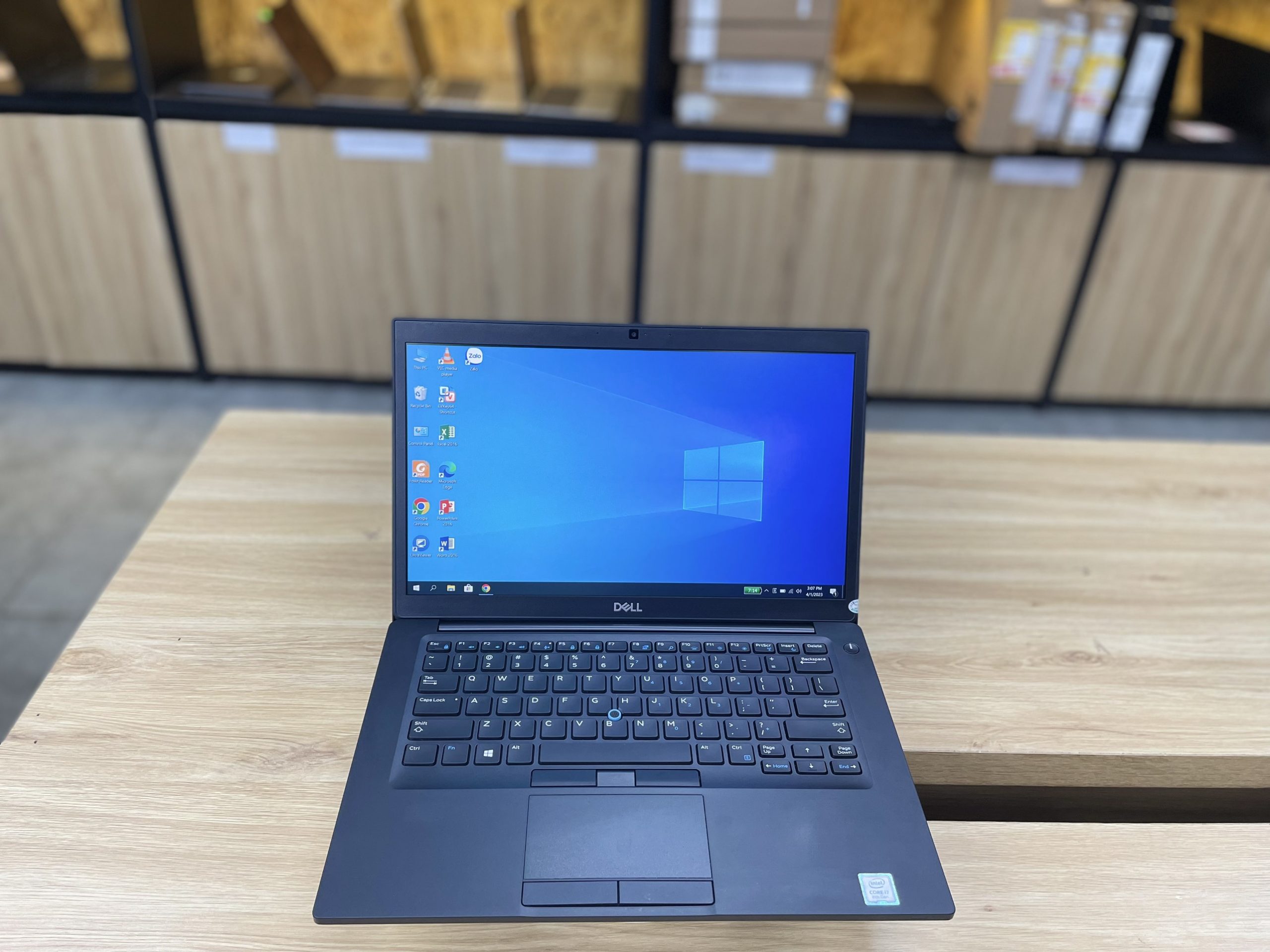 LAPTOP DELL LATITUDE 7490 I7 GEN8