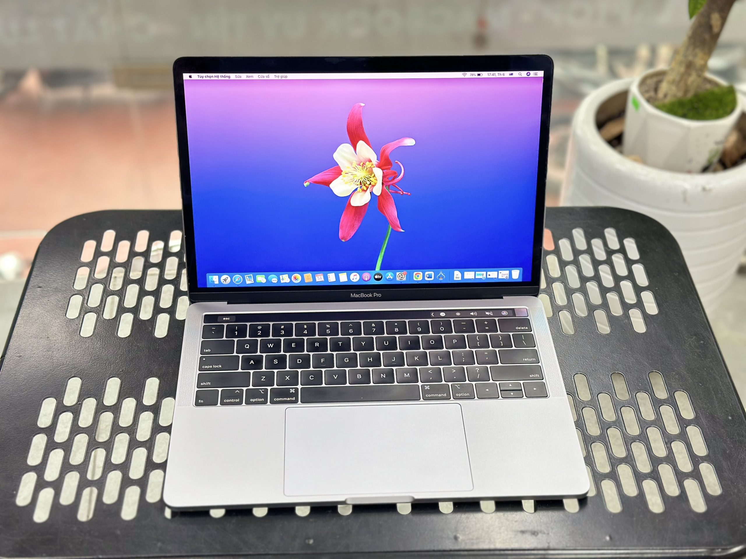 MACBOOK PRO 2019 TOUCH BAR I5