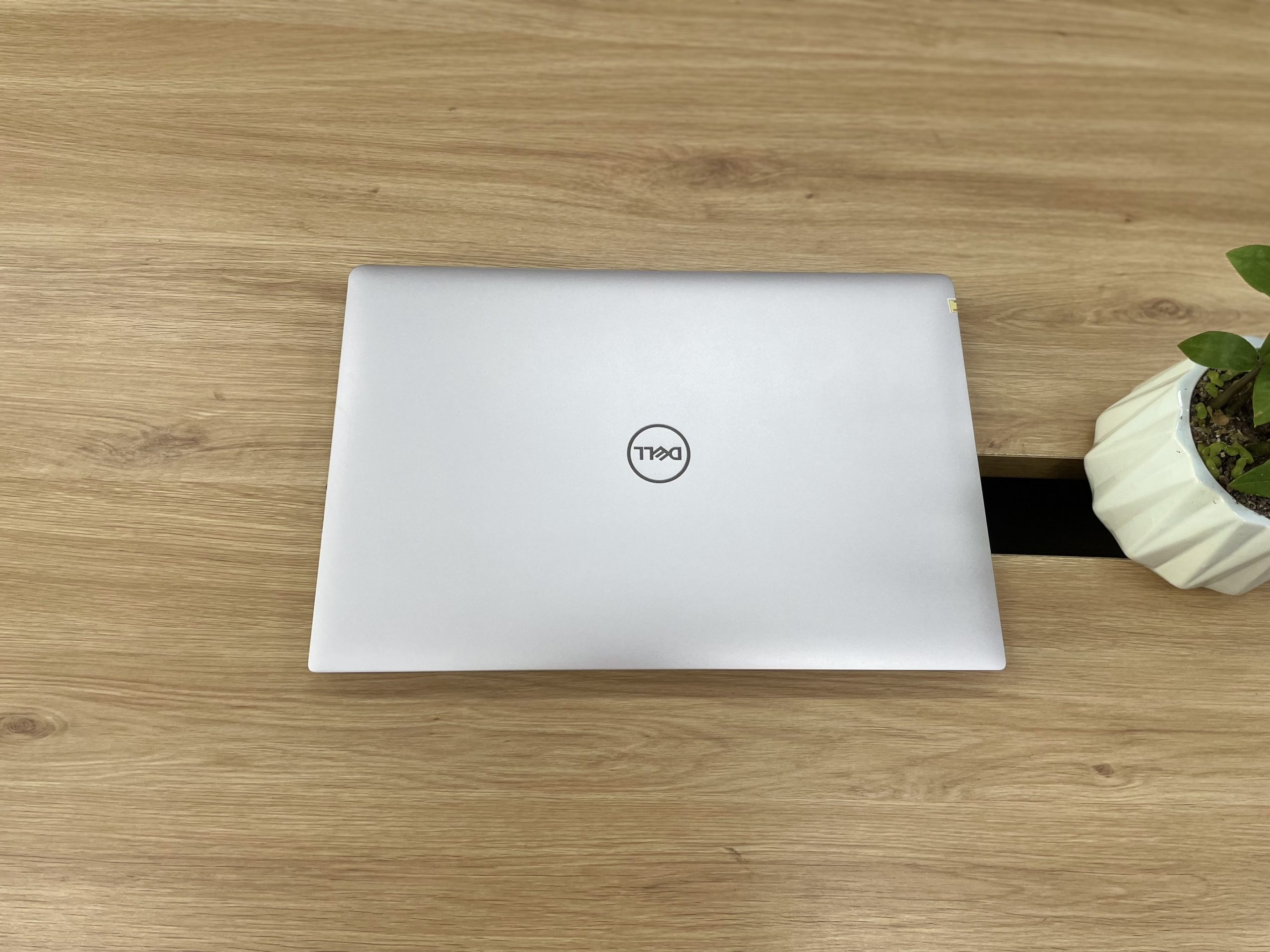 LAPTOP DELL PRECISION 5540 I7 GEN 9