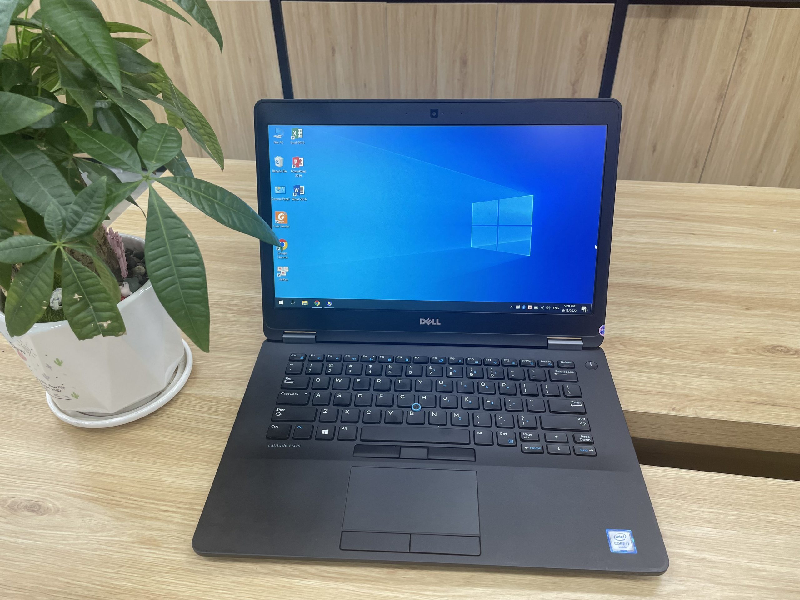 LAPTOP DELL LATITUDE E7470 i7