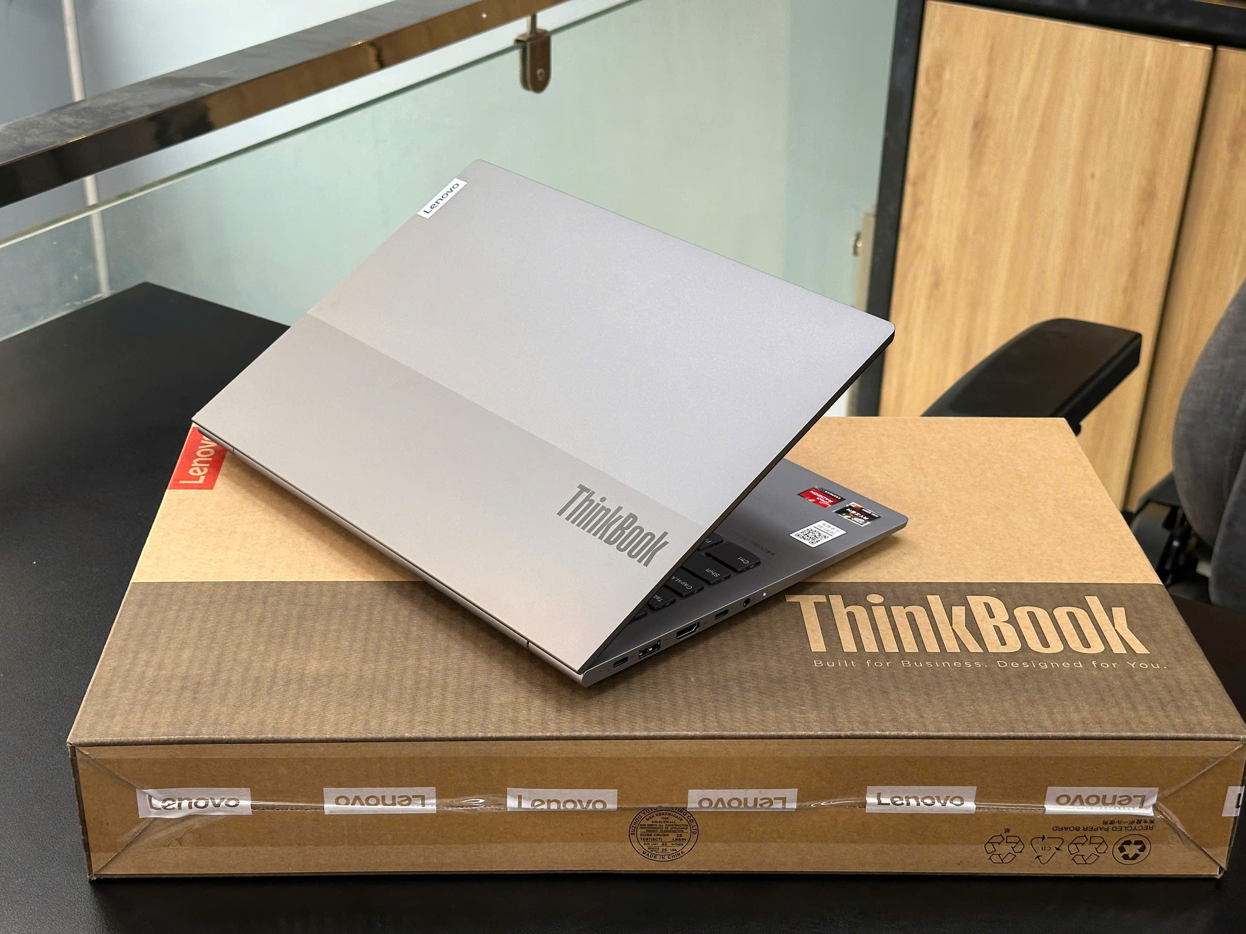 LAPTOP LENOVO THINKBOOK  14 G4+ ARA RYZEN 7 ( NEW FULL BOX )