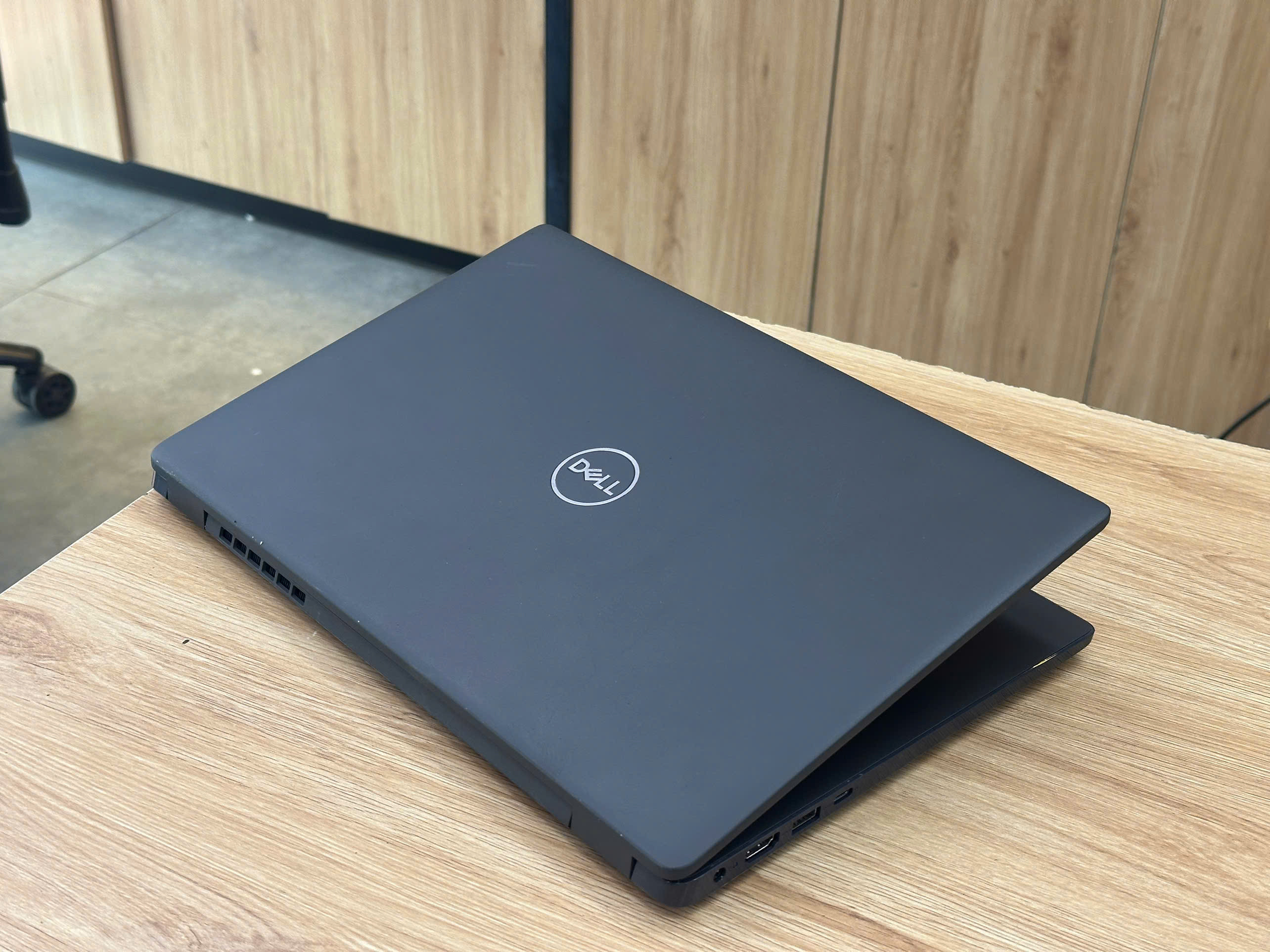 LAPTOP DELL LATITUDE 3410 I5 GEN 10 VGA