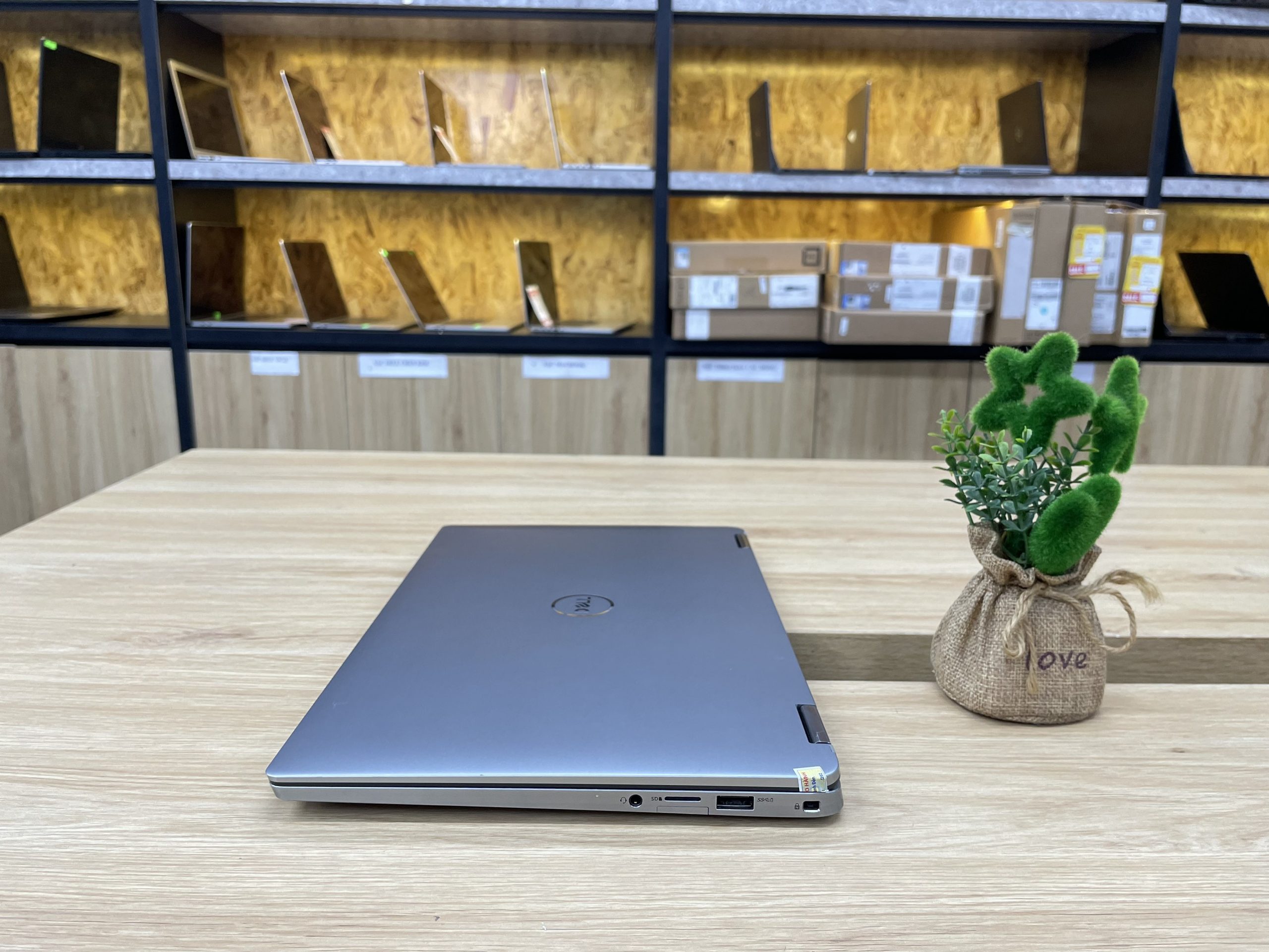 DELL LATITUDE 7400 2-IN-1 I5 GEN 8